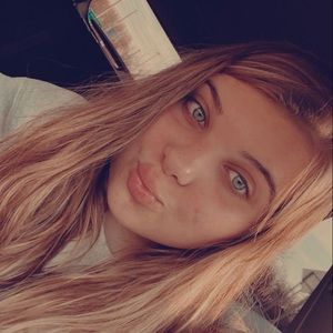 Meet your Posher, Jillian